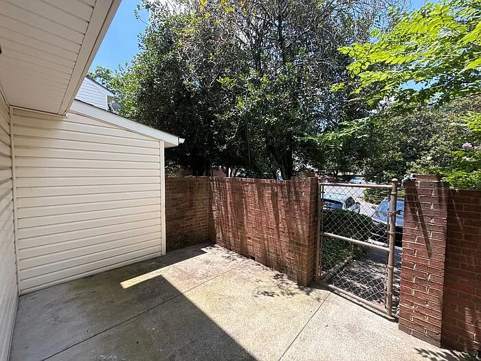 11016 Hunter Trail Ln — Photo 10