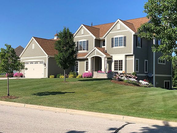 2nd image of W50N636 Creek View Ct