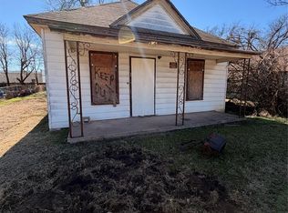 906 SW Summit Ave, Lawton, OK 73501