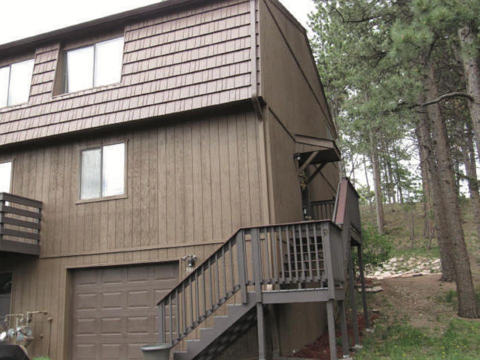 1st image of 580-D Manor Ct
