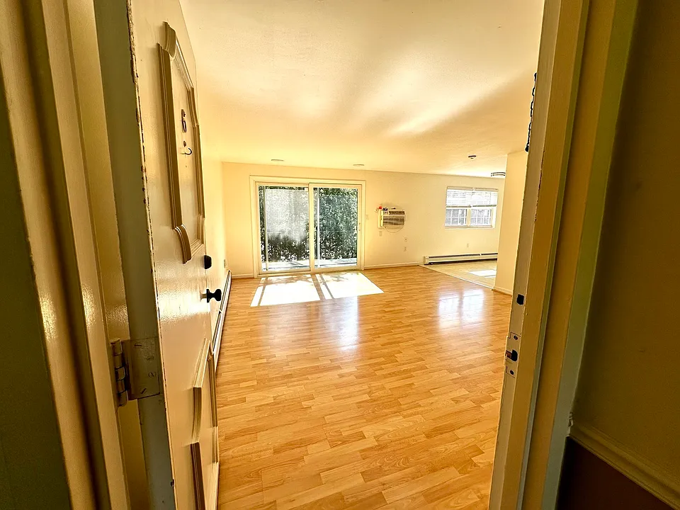 45 Edgelawn Ave #6