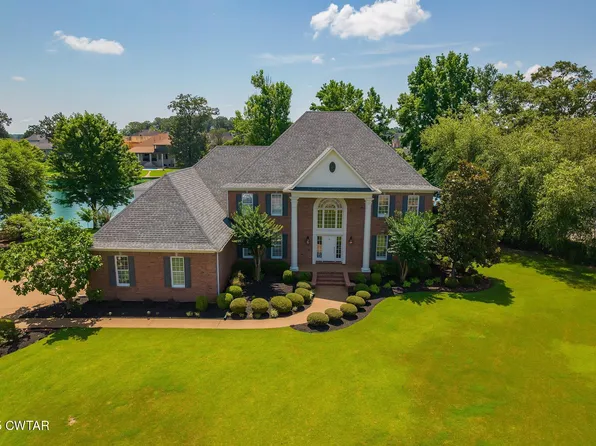 18 Admirals Pointe Cv, Jackson, TN 38305