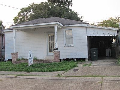 2nd image of 317 Aucoin St