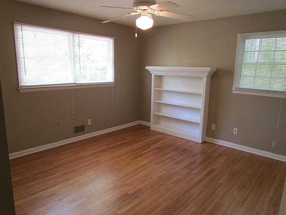 3rd image of 1494 Ontario Ct