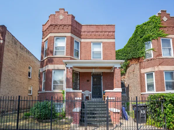 822 N Avers Ave S, Chicago, IL 60651