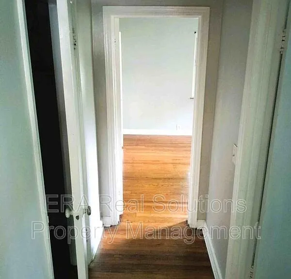 1627 Anita Pl #1 — Photo 6