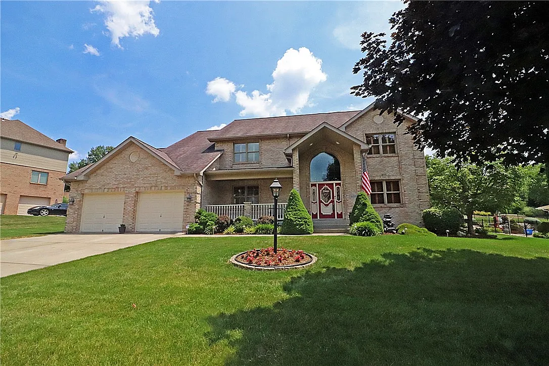 609 Rembrandt Cir photo 1
