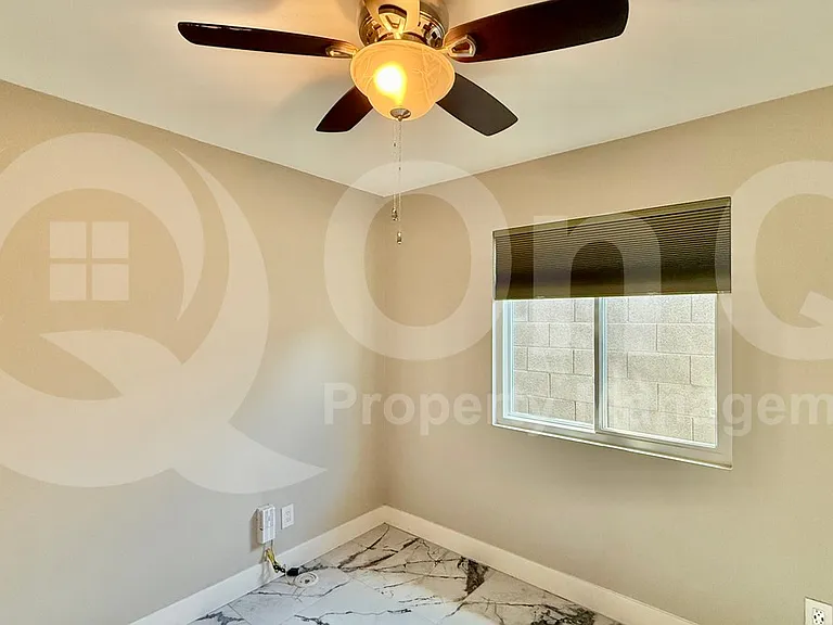 1510 E Taro Ln — Photo 17