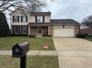 9020 Hampstead Ct, Woodridge, IL 60517