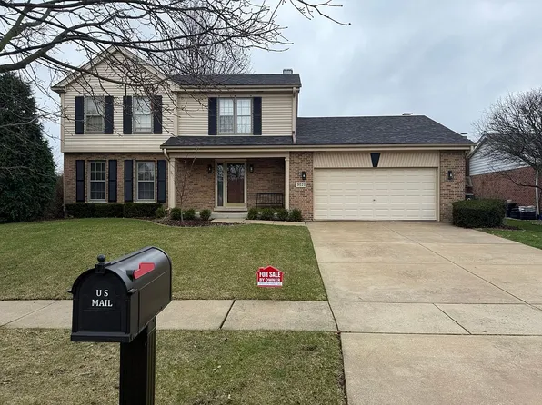 9020 Hampstead Ct, Woodridge, IL 60517