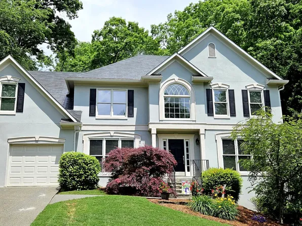 1008 Stonekirk Trce, Lawrenceville, GA 30043