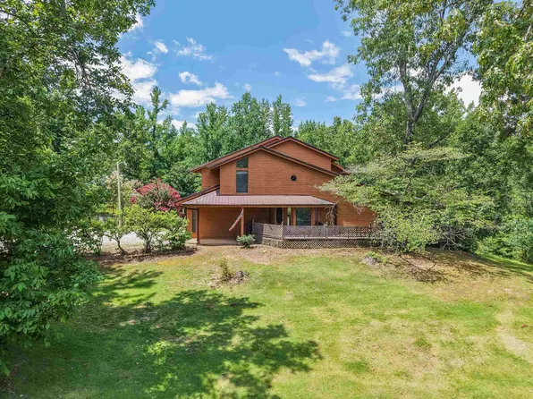 2380 Dunaway Rd, Selmer, TN 38375