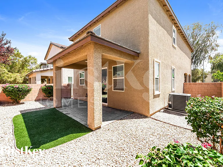 5605 Balsam St — Photo 17