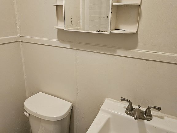 2nd image of 406 E Birch Ave #1