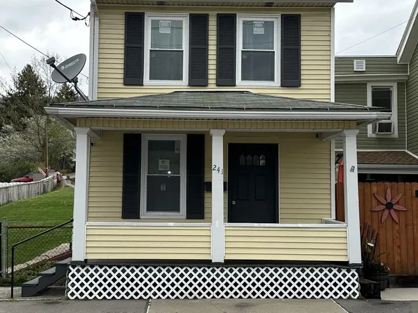 241 E Market St, Williamstown, PA 17098