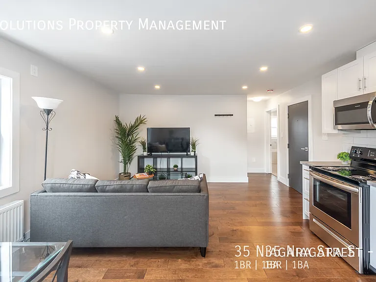 35 Niagara St #3 — Photo 7