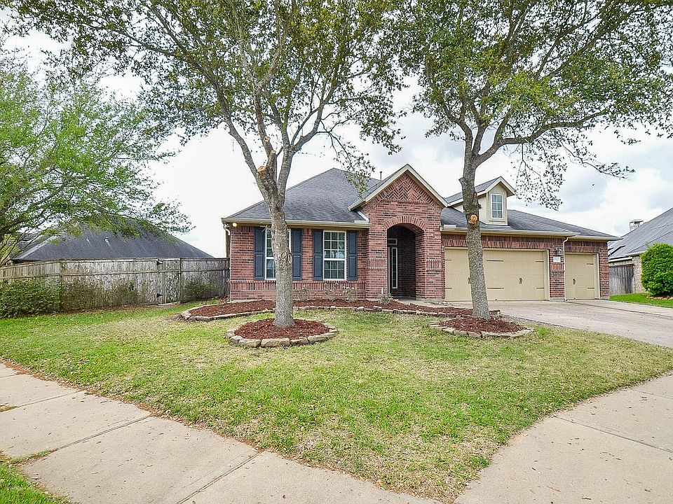 1st image of 6510 Arroyo Springs Ln