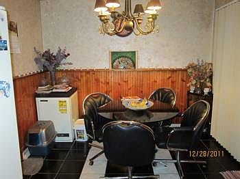 5th image of 10559 Avenue L
