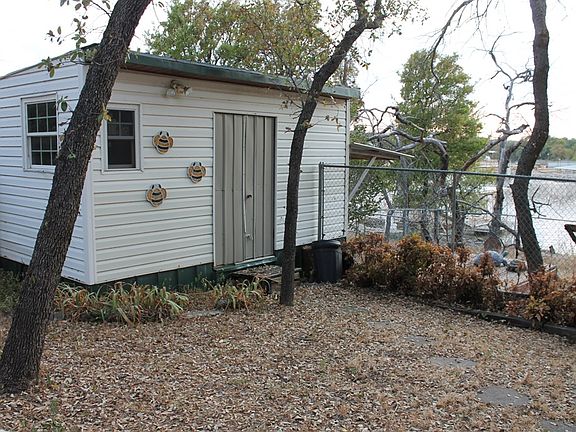 5th image of 4810 Thunderbird Dr