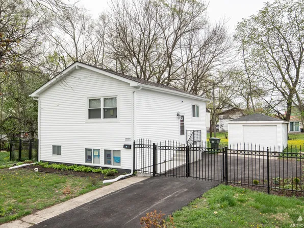 16605 Marshfield Ave, Markham, IL 60428