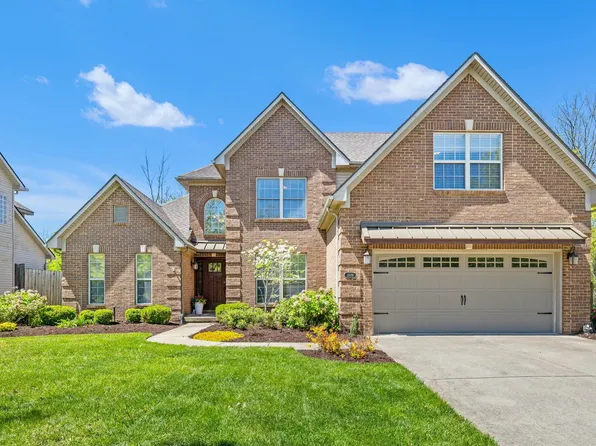 3108 Oakhurst Ln, Lexington, KY 40509