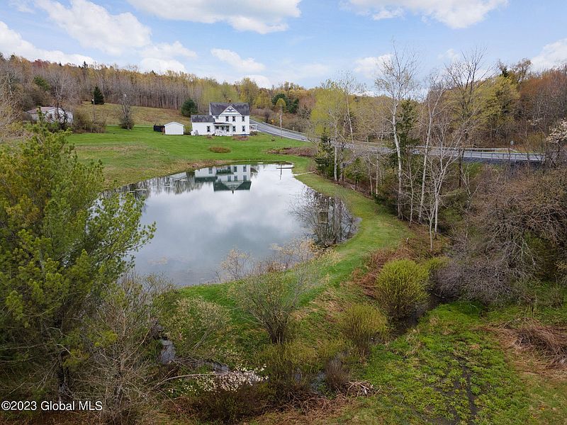 2nd image of 103 Peraglie Rd