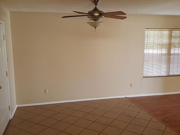 3rd image of 2400 S Kathleen Ave