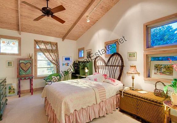 4th image of 15166 Wiles Dr