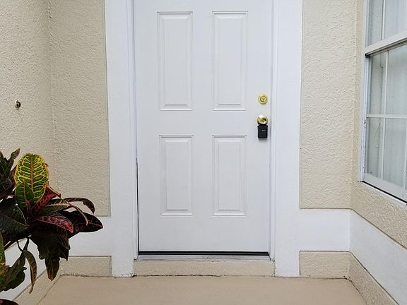 2nd image of 3056 Mandolin Dr