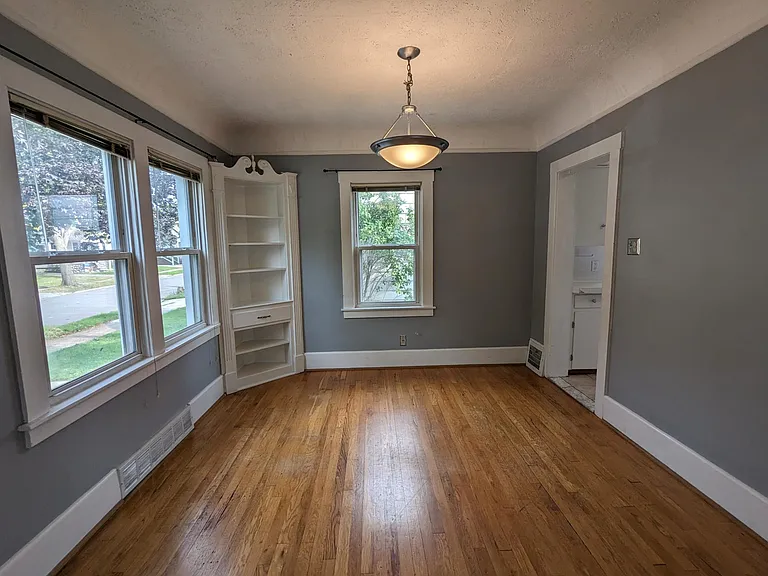 3146 Grayson St — Photo 14