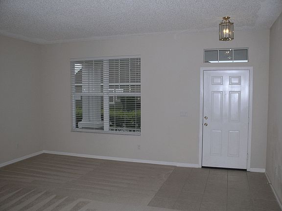 5th image of 2712 Silver River Trl