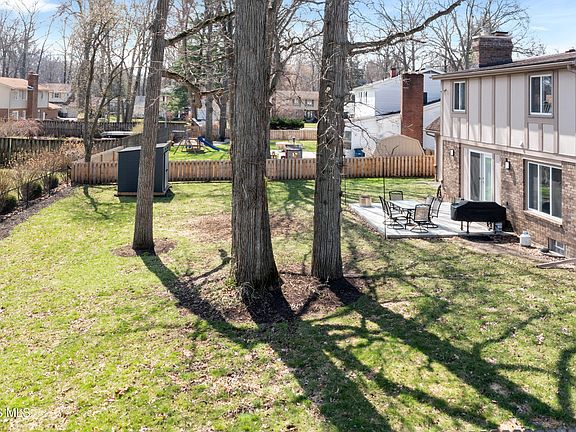 5th image of 5246 Fredelia Dr