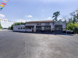 1202 Memorial Blvd, Connellsville, PA 15425