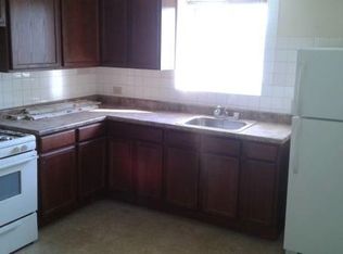1111 Broadway Ave APT 1S, North Chicago, IL 60064