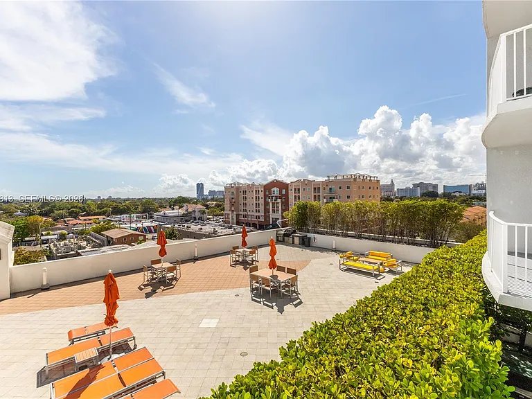 3180 SW 22nd St #601 — Photo 9