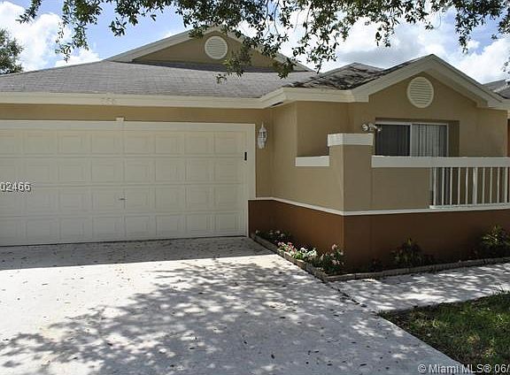 3rd image of 356 W Riverbend Dr