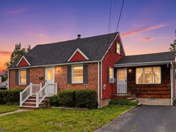 9 Winding Way, Pequannock Twp., NJ 07444