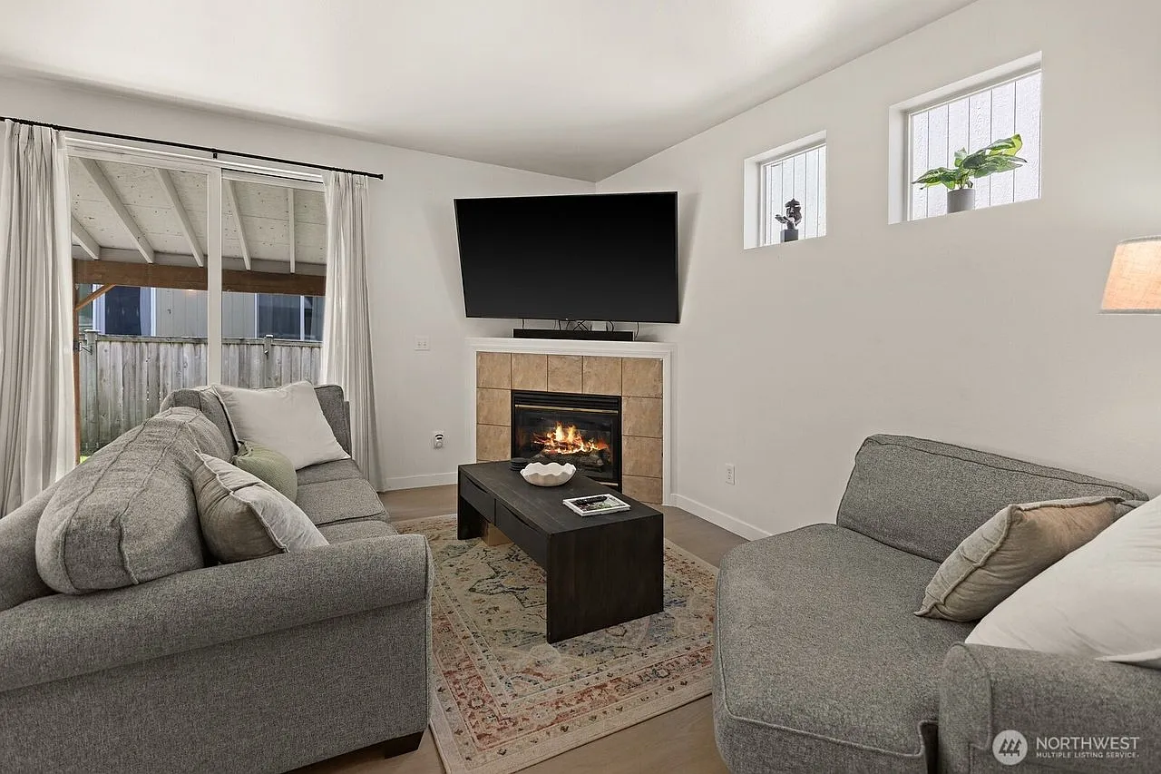 For Rent - $2,800/Month | Puyallup, Wa — Photo 3