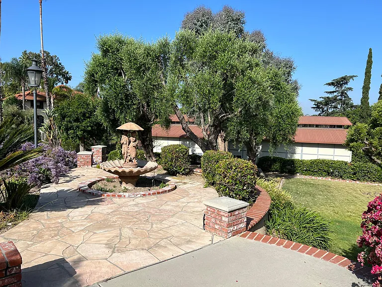 650 S Prospero Dr #BACK — Photo 2