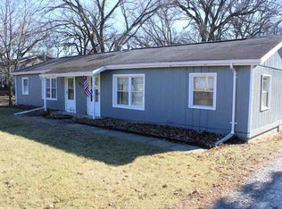 5527 Watters Rd, Hudson, IA 50643