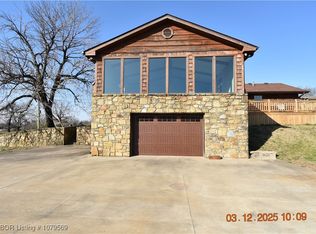 477017 E 1100th Rd, Roland, OK 74954