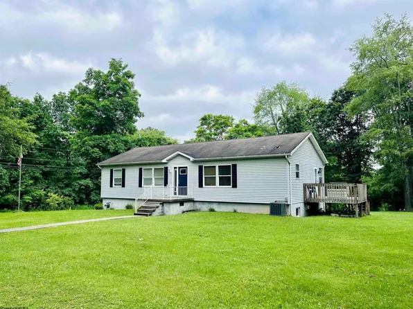 223 Emerald Dr, Reedsville, WV 26547