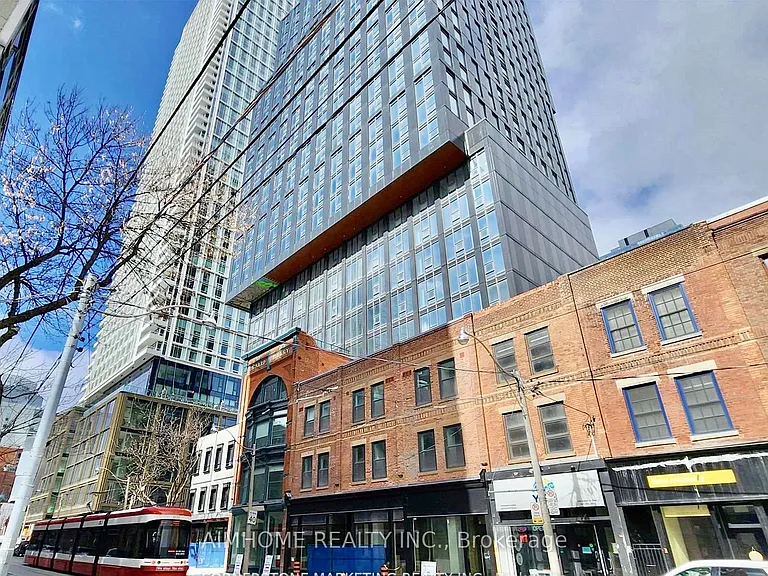 100 Queen St E #3303 — Photo 24