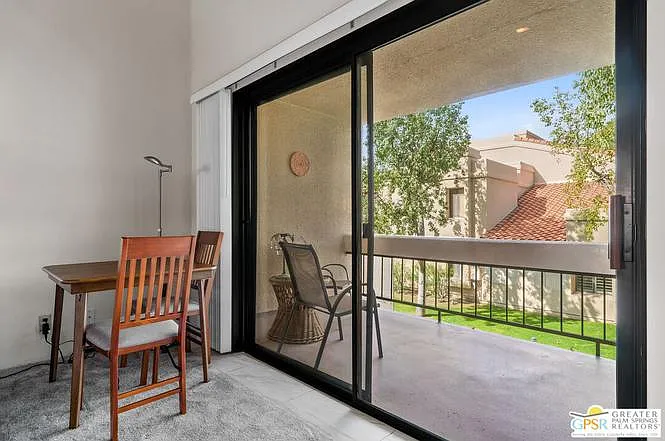 2 bed, 2.5 bath, 1699 sqft, $3,500 — Photo 4