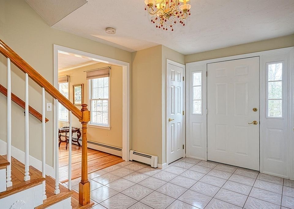 281 Green St, Northborough, MA 01532 Zillow