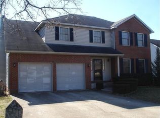 1129 Autumn Ridge Dr, Lexington, KY 40509