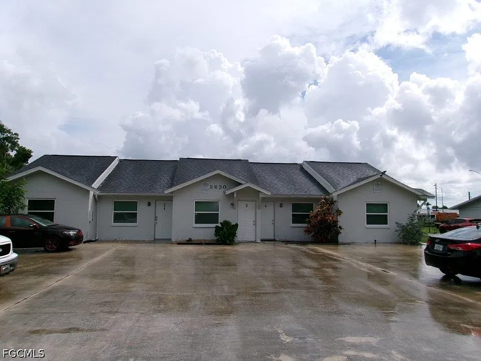 2630 Maple Ave