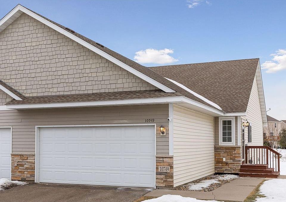 1st image of 10749 Knollwood Ln