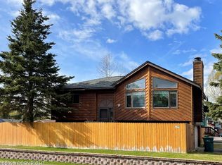 7950 Casey Cir, Anchorage, AK 99507