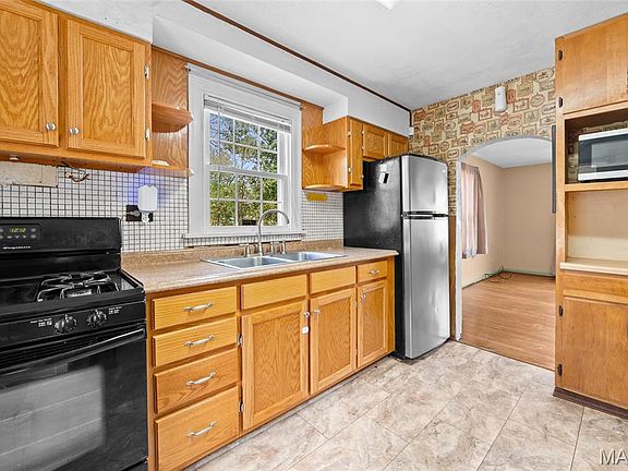 4th image of 1406 California Ave